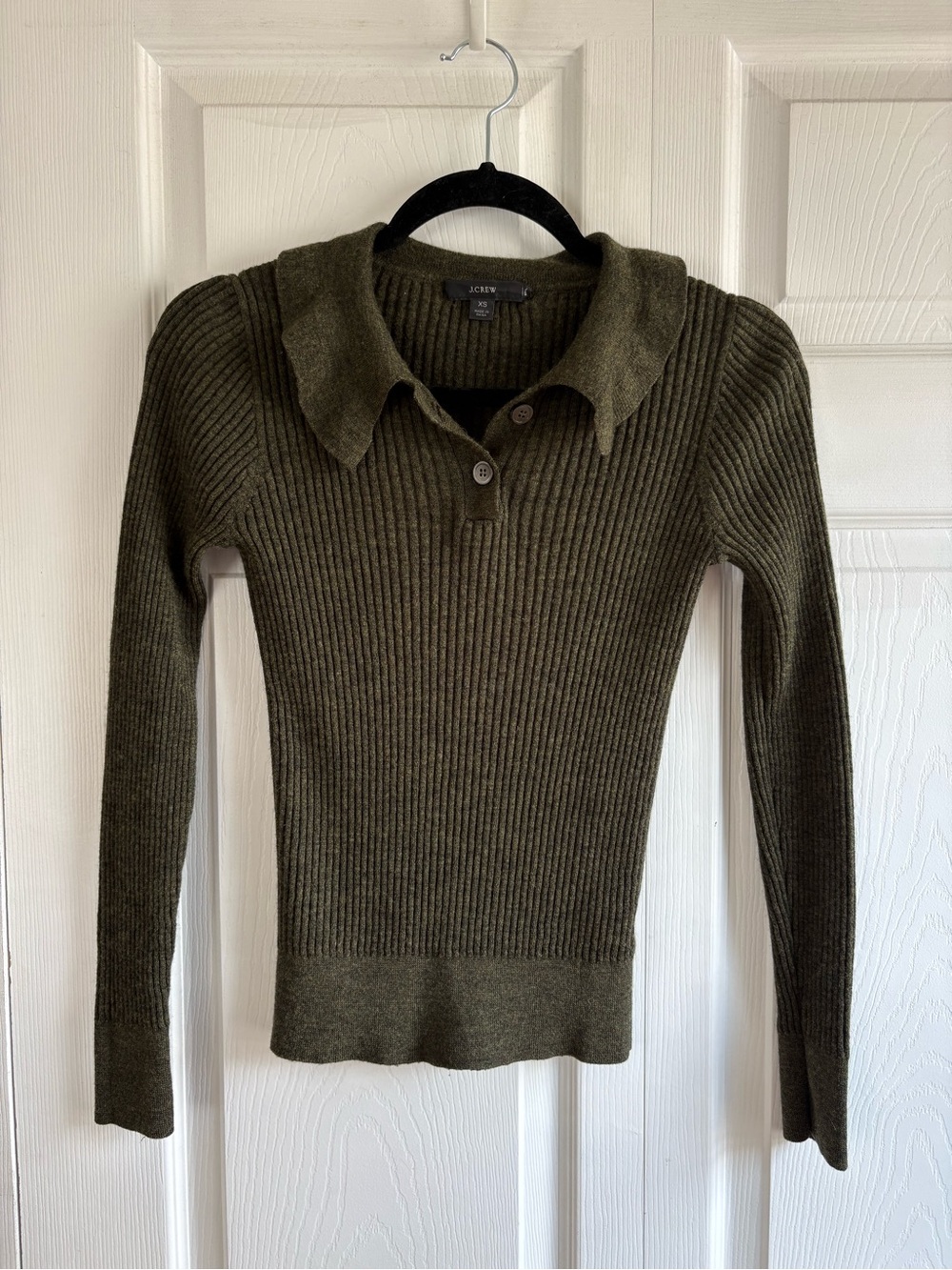 J.CREW Ruffle Collar Ribbed Merino Wool Polo Sweater XS Army Green Preppy Career